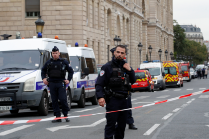 Зарезавший коллег французский полицейский недавно принял ислам