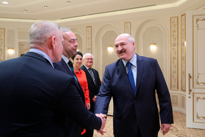 Белорусского шпиона освободили перед встречей Зеленского и Лукашенко