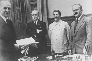 Подписание договора о ненападении между СССР и Германией. Москва, 23 августа 1939 года