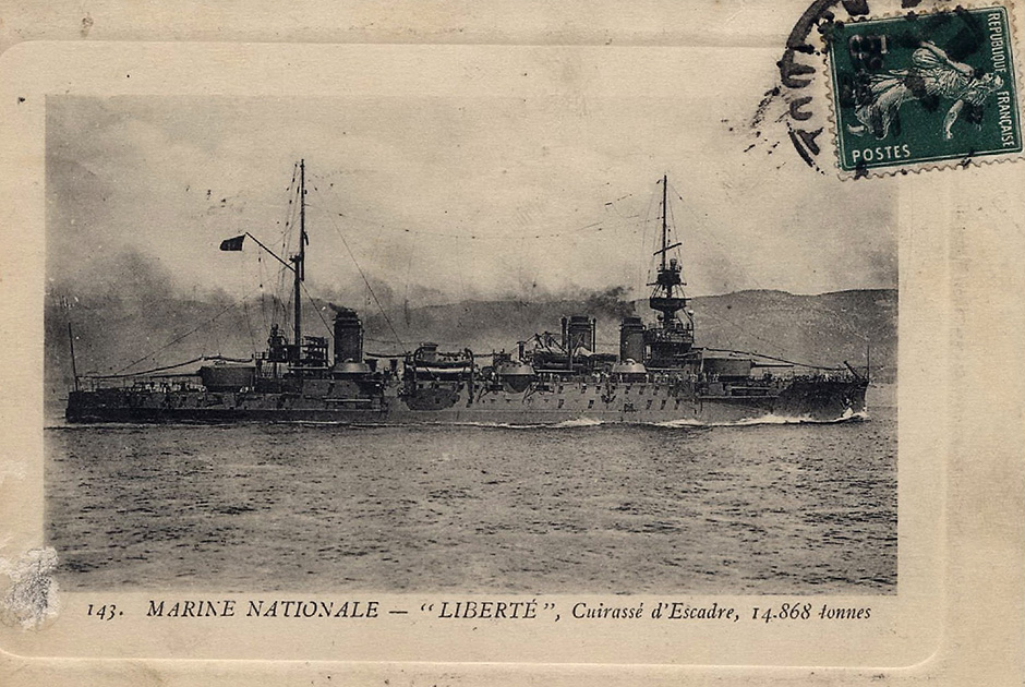 Эскадренный броненосец «Либертэ» на открытке 1911 года 