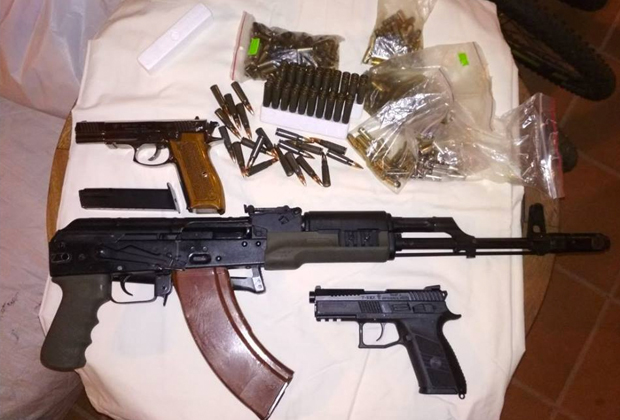 Оружие, найденное в ходе обысков у криминальных авторитетов в Киеве