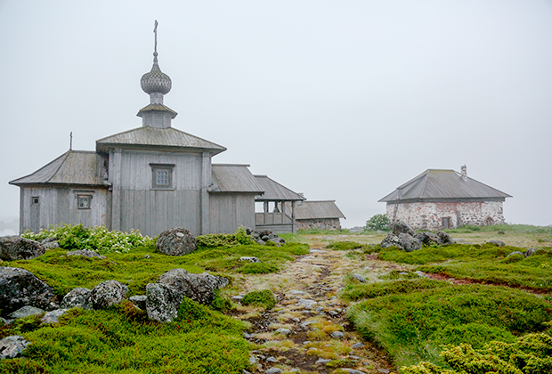 Церковь Святого апостола Андрея Первозванного, построенная по указанию Петра I на Заяцком острове