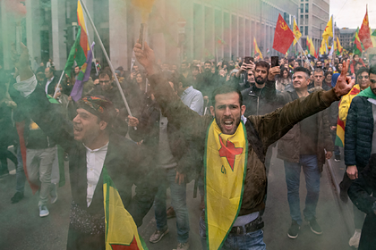 Курды и турки устроили массовую драку в Германии