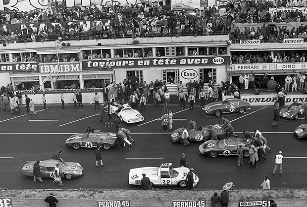 Перед началом гонки «24 часа Ле-Мана», 1966 год 