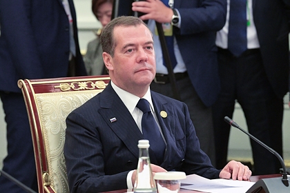 Медведев рассказал о планах США установить влияние в Азии