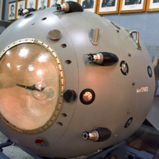 Первая атомная бомба РДС-1 (1949)