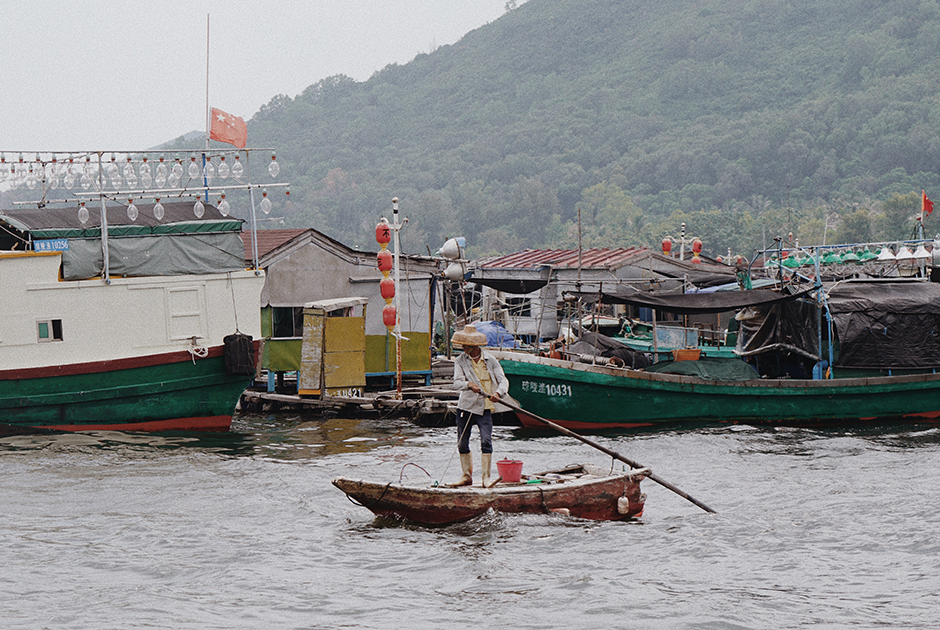 Рыбак из деревни Таньдзя.