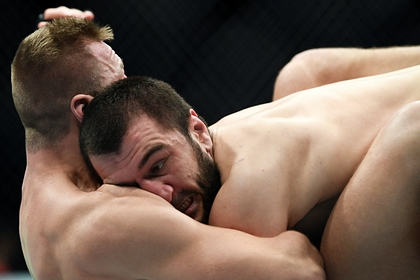 Брат Нурмагомедова заговорил после поражения в дебютном бою в UFC