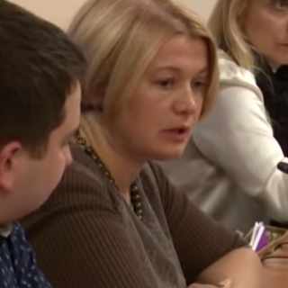 Украинская жена изменяет мужу лоху - подборка из видео