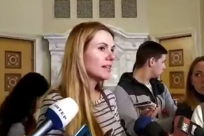 Беременная депутат от партии Зеленского заявила в Раде о преследованиях