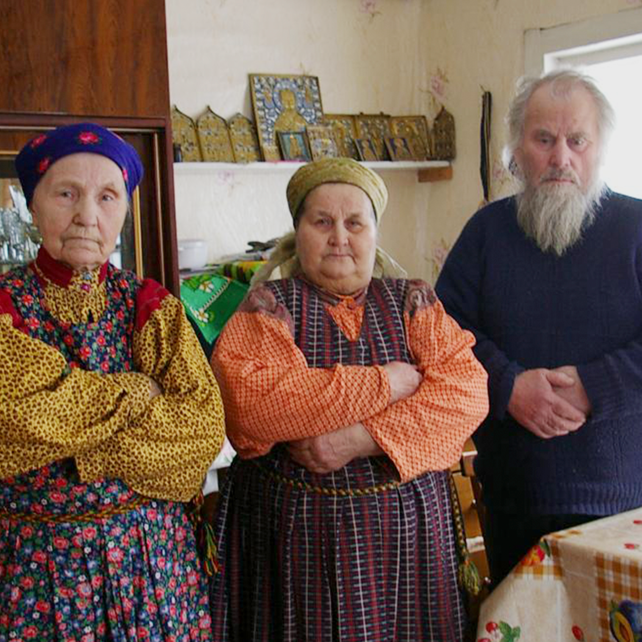 Старообрядцы (раскольники, староверы). Староверы поморцы Беспоповцы. Старообрядцы в России. Деревня староверов в Сибири.