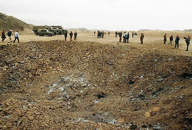 Воронка после утилизации ракет по ДРСМД, Казахская ССР