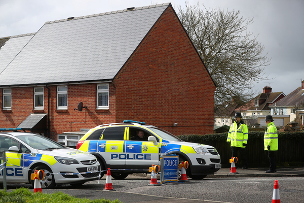 Полицейские у дома Сергея Скрипала в Солсбери, Великобритания, 3 апреля 2018 года