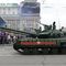Танк Т-64 на параде в Донецке