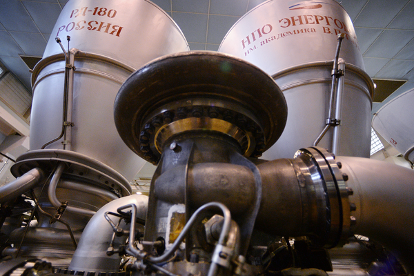 Двигатель РД-180 в цехе НПО «Энергомаш»