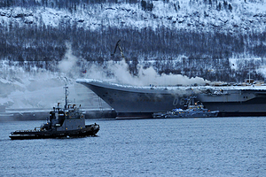 На крейсере «Адмирал Кузнецов» произошел пожар Огнем охвачен весь энергоотсек. Есть пострадавшие