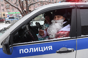 Праздник пришел Ограбление Деда Мороза, ночная стрельба и чудо на миллиард: как россияне встретили Новый год 