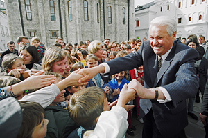 «Чтоб было из чего выбрать» Дорогие галстуки и заморские блюда: как жил Борис Ельцин