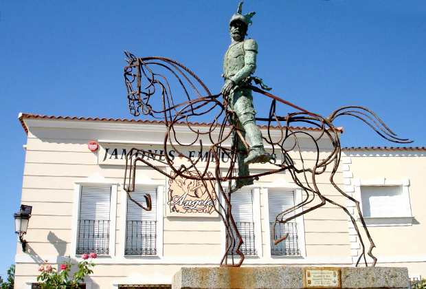 Памятник Эрнандо де Сото в Баркарротe, провинция Бадахос