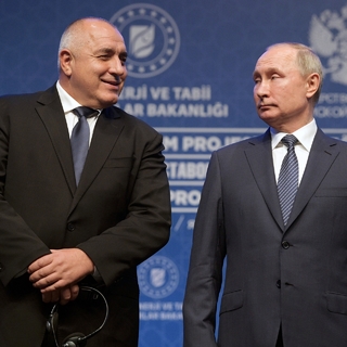 Владимир Путин и Бойко Борисов (слева)
