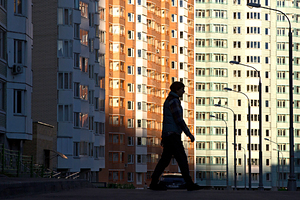 За чужой стеной Россияне все чаще выбирают аренду жилья. Покупать квартиры стало слишком дорого