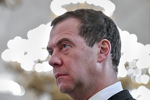 Медведев ушел в отставку вместе с правительством Что нужно знать о грядущих изменениях в политической системе России?