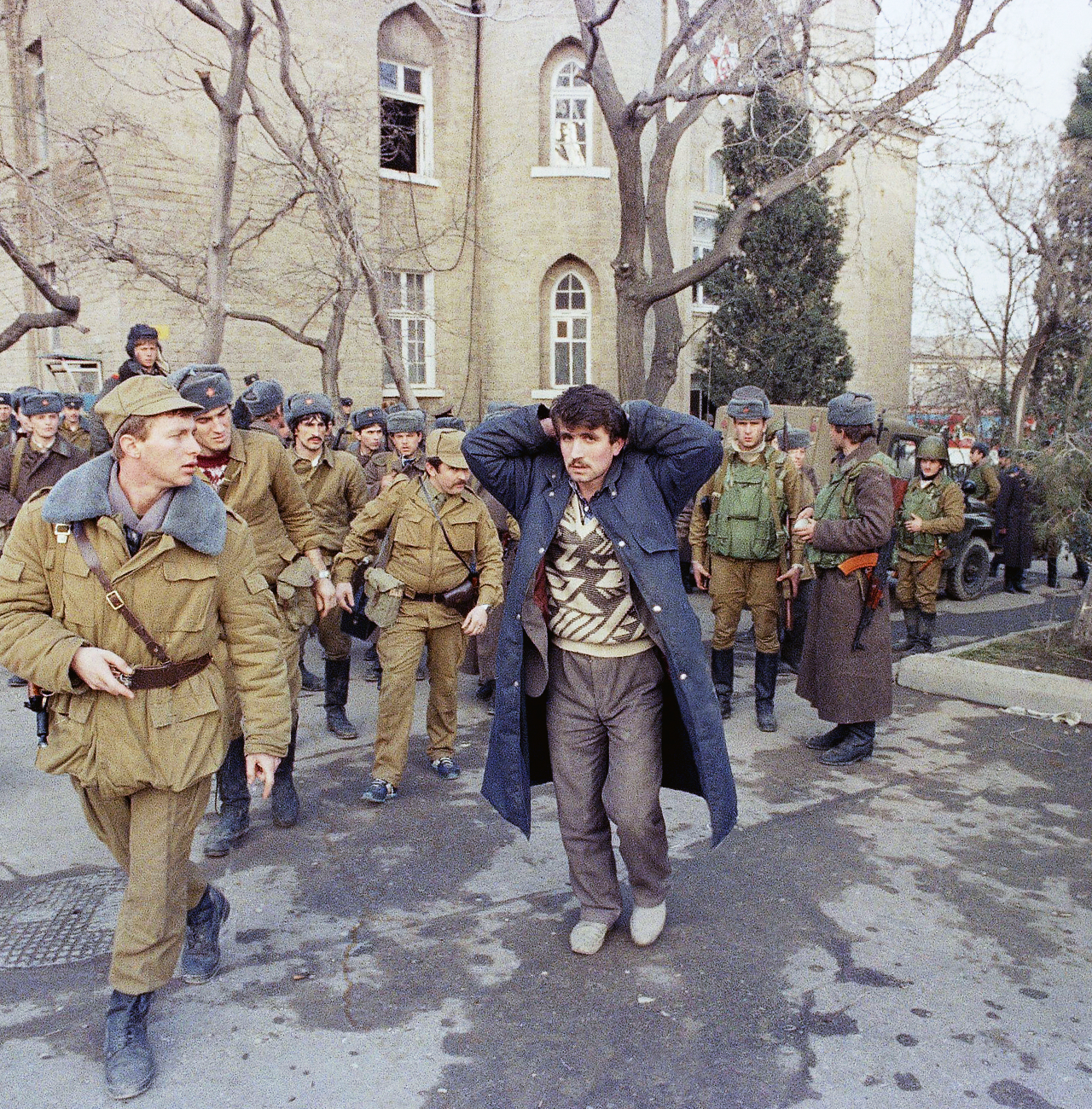 20 января 1990 азербайджан. Советская армия в Баку. Армянский погром в Баку 1990. 1990 Год Советская армия в Баку.