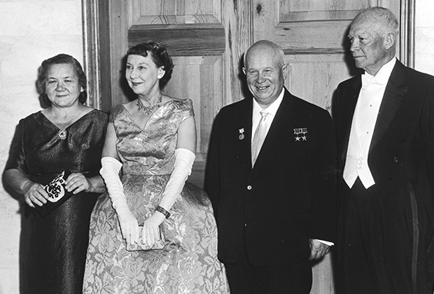 Хрущевы и Эйзенхауэры, США, 1959 год