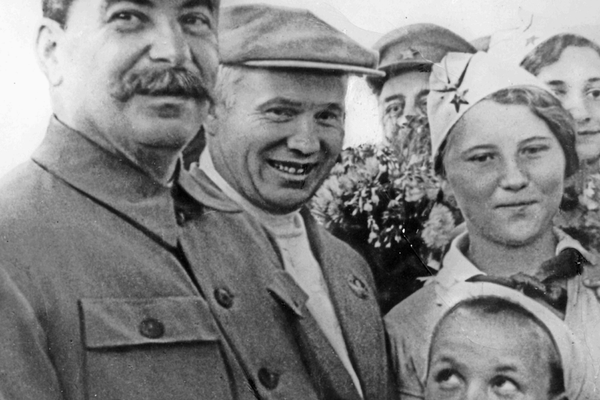 Сталин и Хрущев на аэродроме в Щелково, 1936 год