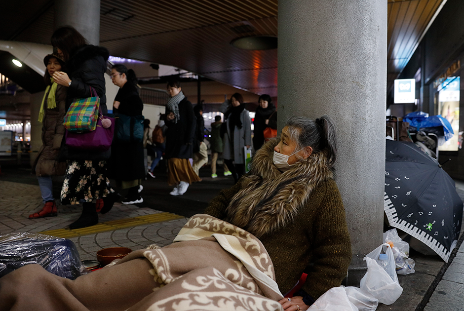 Бездомная на станции Синдзюку
