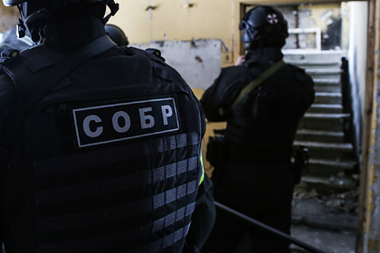 Спецназ взял штурмом квартиру россиянина со схроном оружия