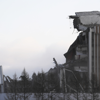 Обрушение крыши при демонтаже спортивно-концертного комплекса «Петербургский»