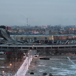 Здание обрушившегося спорткомплекса в Петербурге