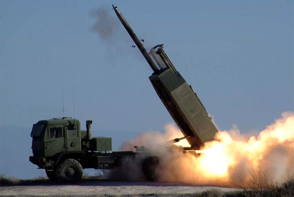 Реактивная система залпового огня M142 High Mobility Artillery Rocket System (HIMARS)