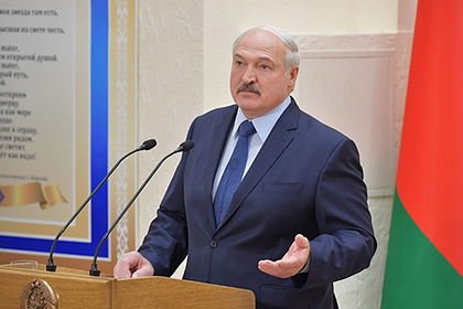 Лукашенко призвал не пугать людей китайским коронавирусом
