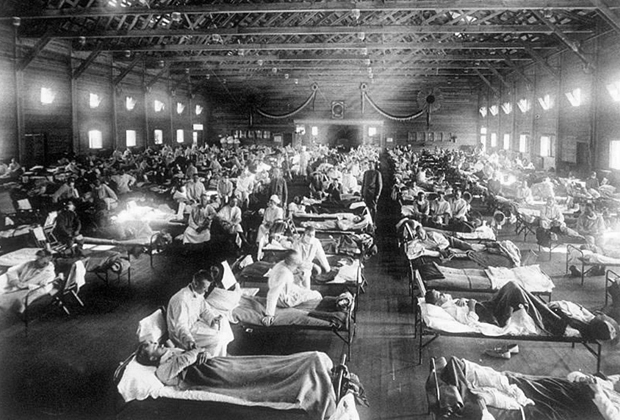 Военный госпиталь в США во время эпидемии «испанки»