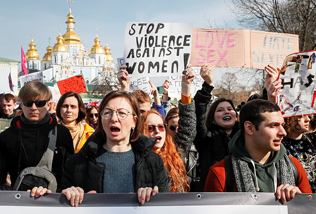 Митинг за гендерное равенство и против насилия в отношении женщин, 8 марта, в Киеве