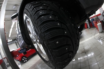 Минтранс оценил идею увеличить срок запрета на шипованные шины