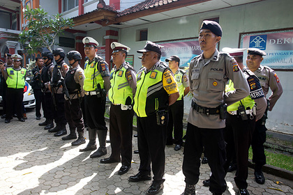 В Индонезии арестовали неженатые пары на День святого Валентина