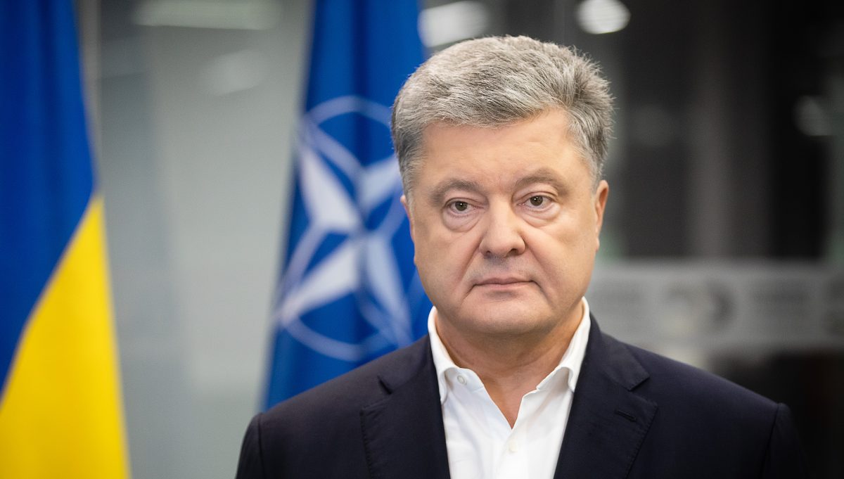 Порошенко уверен, что его не задержат на Украине: Зеленский не выстрелит себе в ногу