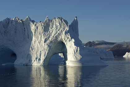 Гренландия захотела продавать воду из тающих ледников