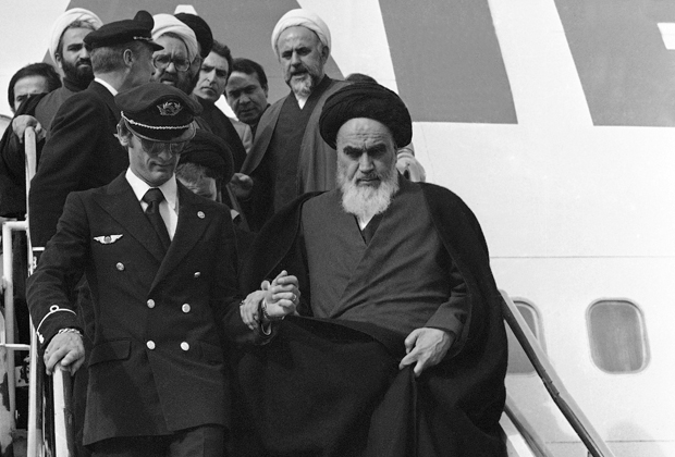 Возвращение Хомейни в Иран, 1979 год