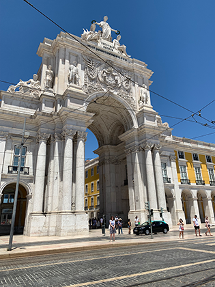 Трамваи в столице Португалии