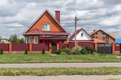 Российские покупатели загородных домов стали осторожнее