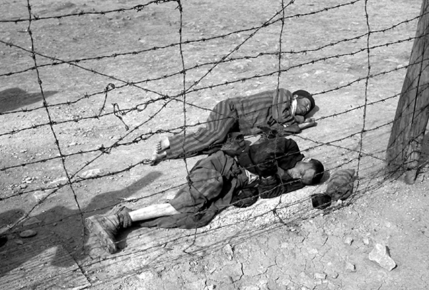 Узники концлагеря Бухенвальд, 1945 год 