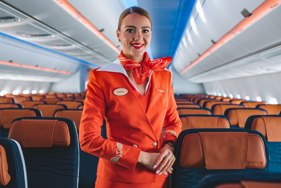 Пассажирский салон Airbus A350 «Аэрофлота» имеет трехклассную компоновку: «Бизнес» (28 мест), «Комфорт» (24 места) и «Эконом» (264 места). 