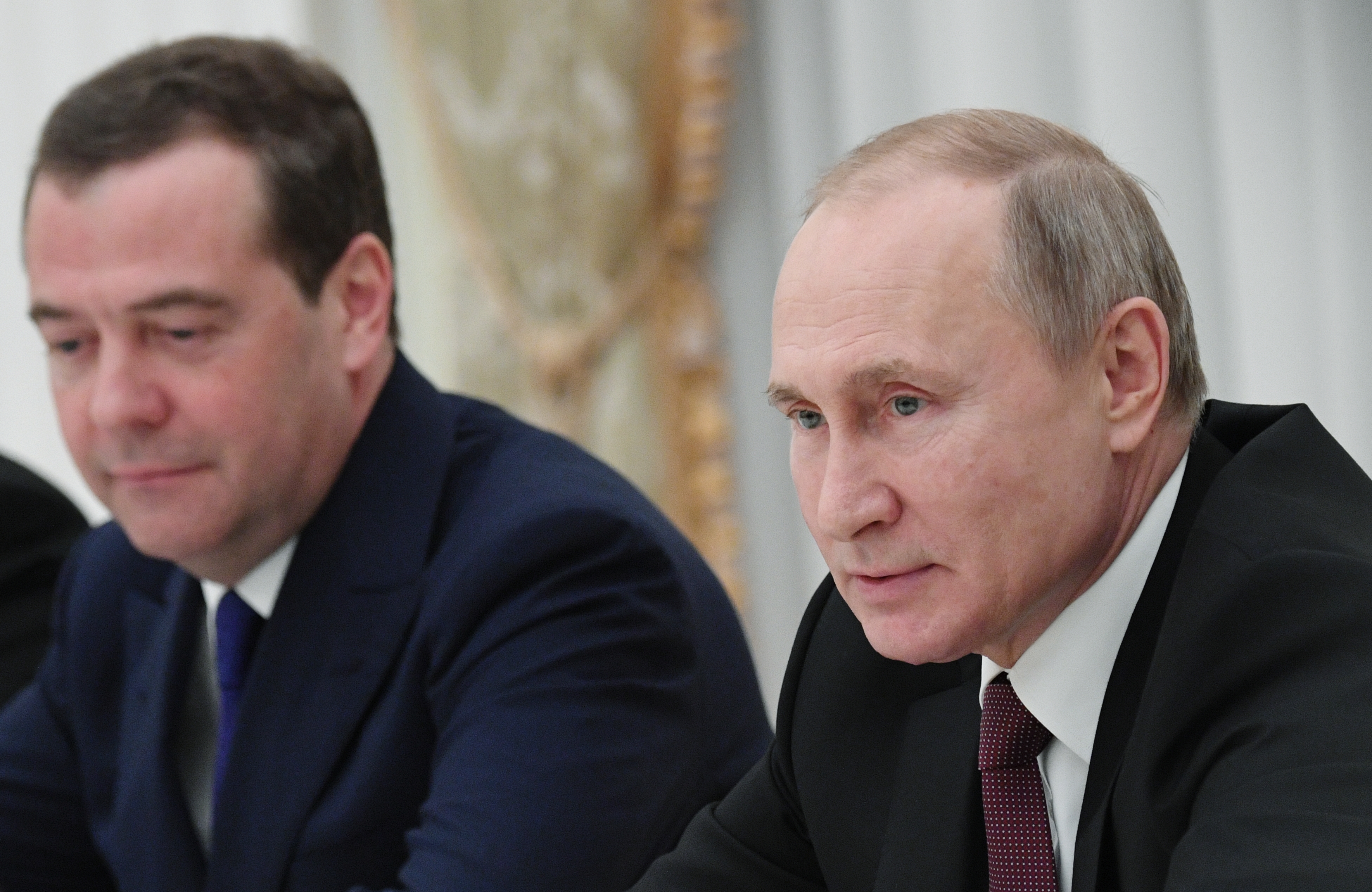 Путин определил полномочия Медведева Политика Россия