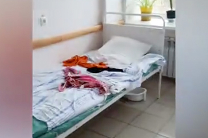 Россиянку переселили из больничной палаты к туалету и оставили умирать