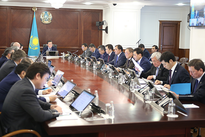 Казахстанским чиновникам запретили заграничные командировки из-за коронавируса
