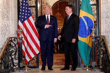 Четвертый посещавший Трампа делегат из Бразилии заразился коронавирусом